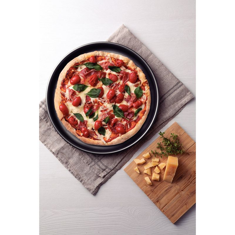 Molde-pizza-TRAMONTINA-35-cm