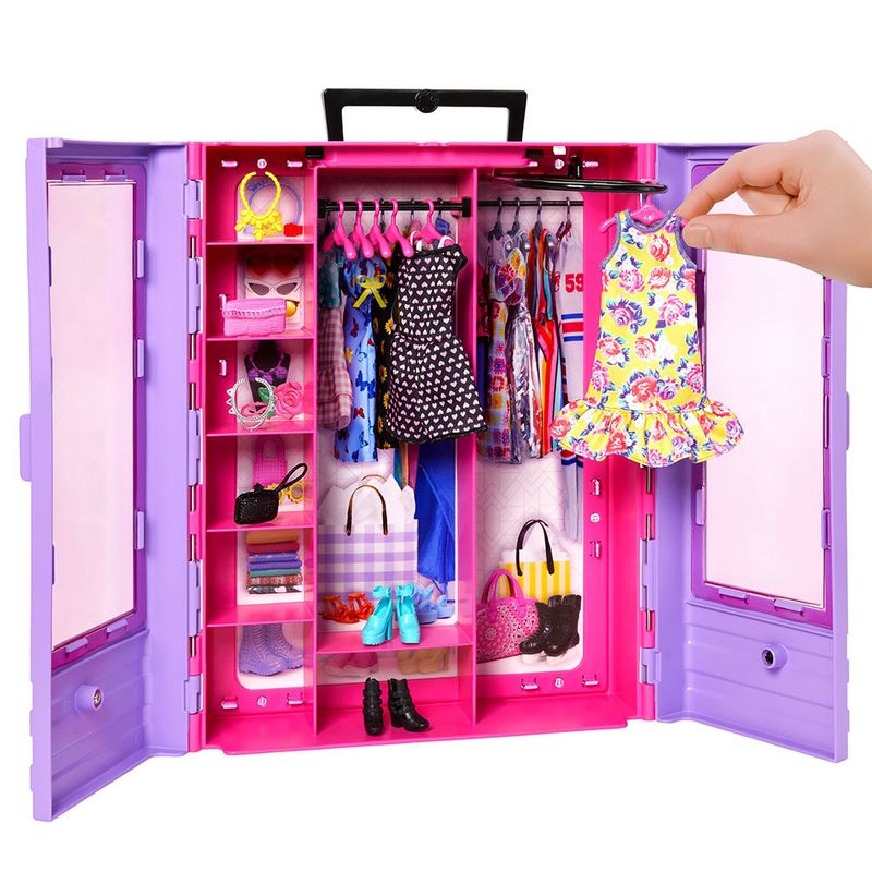 BARBIE---Closet-de-lujo-con-muñeca