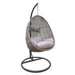 Hamaca-colgante-en-ratan-con-almohadon