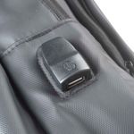Mochila-negra-con-portalaptop