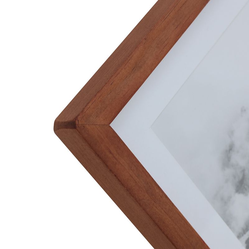 Portarretrato-con-Marco-Madera-20x25-cm