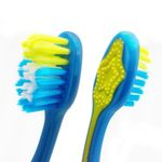 Pack-x-2-cepillo-dental-COLGATE-Smiles-Minions