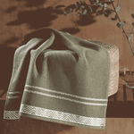 Toalla-para-baño-70-x-140-cm-premium-verde-oscuro