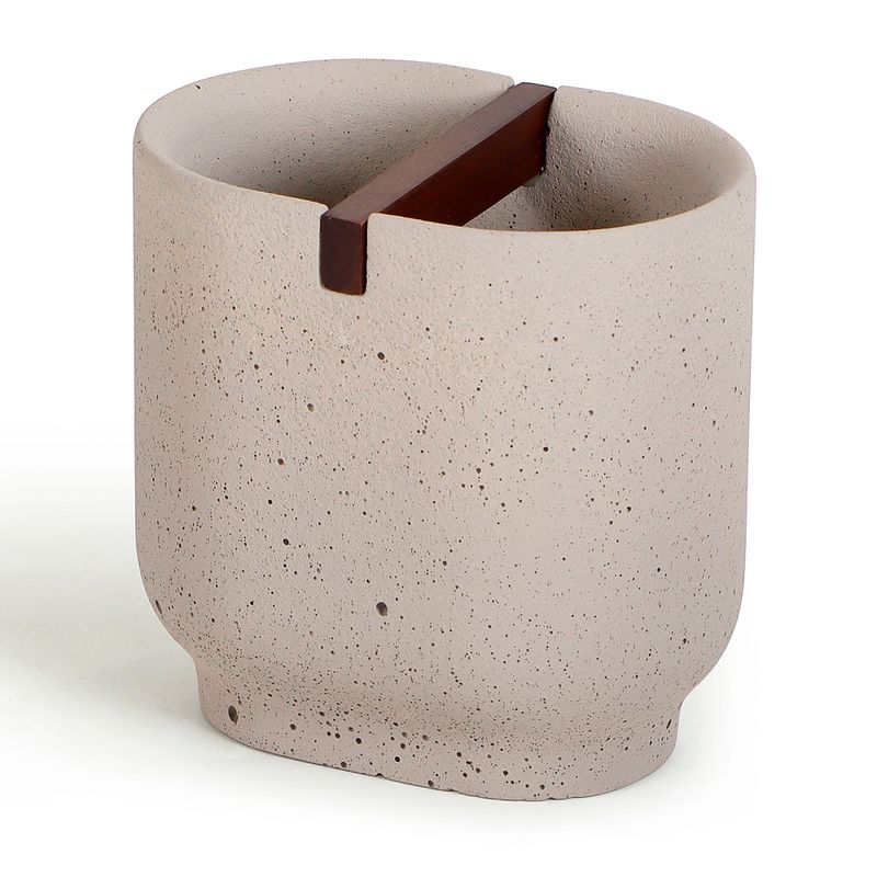 Portacepillos-cemento-gris-CLARO-y-madera